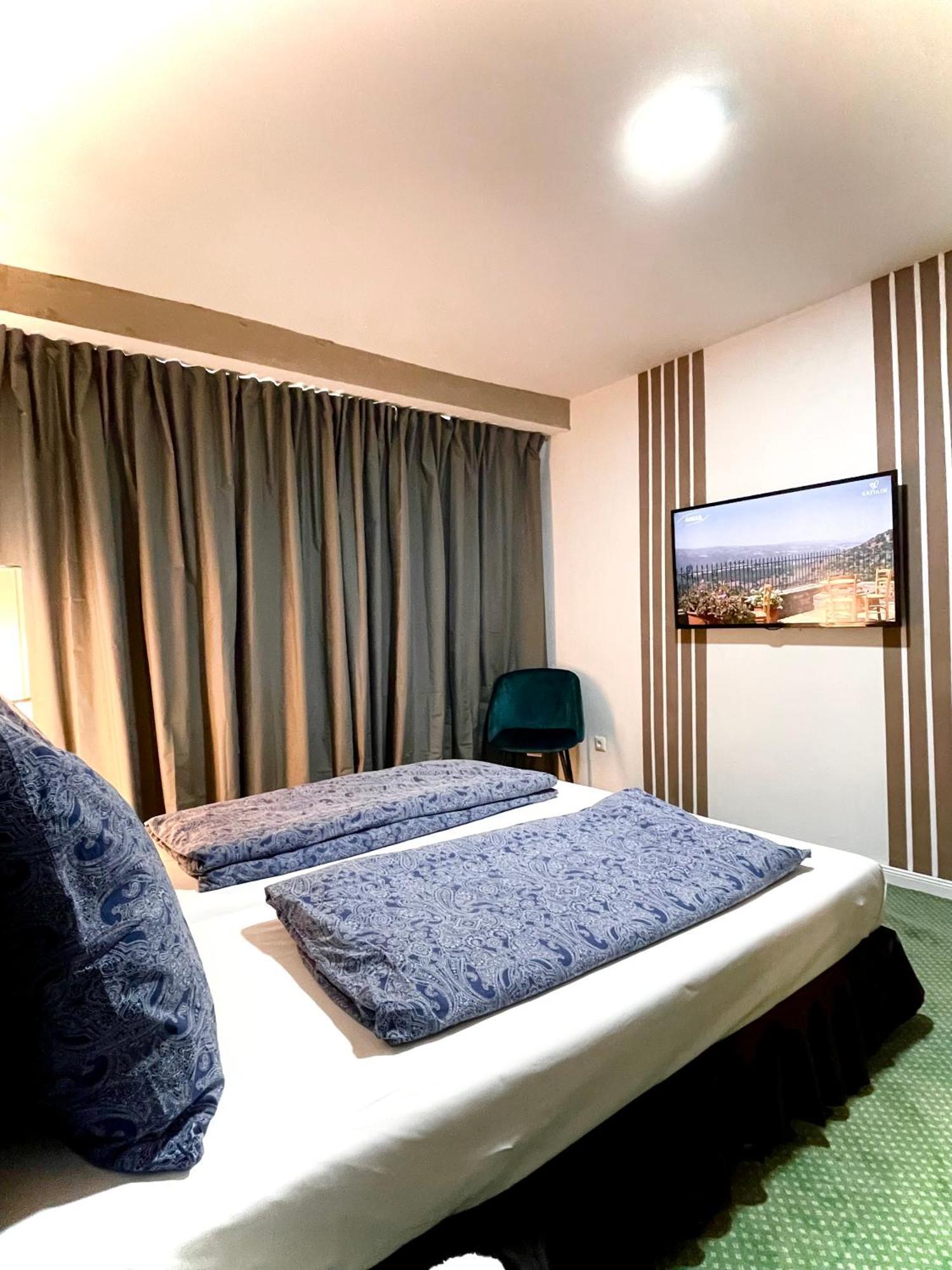 Hotel Hamburg Inn Экстерьер фото