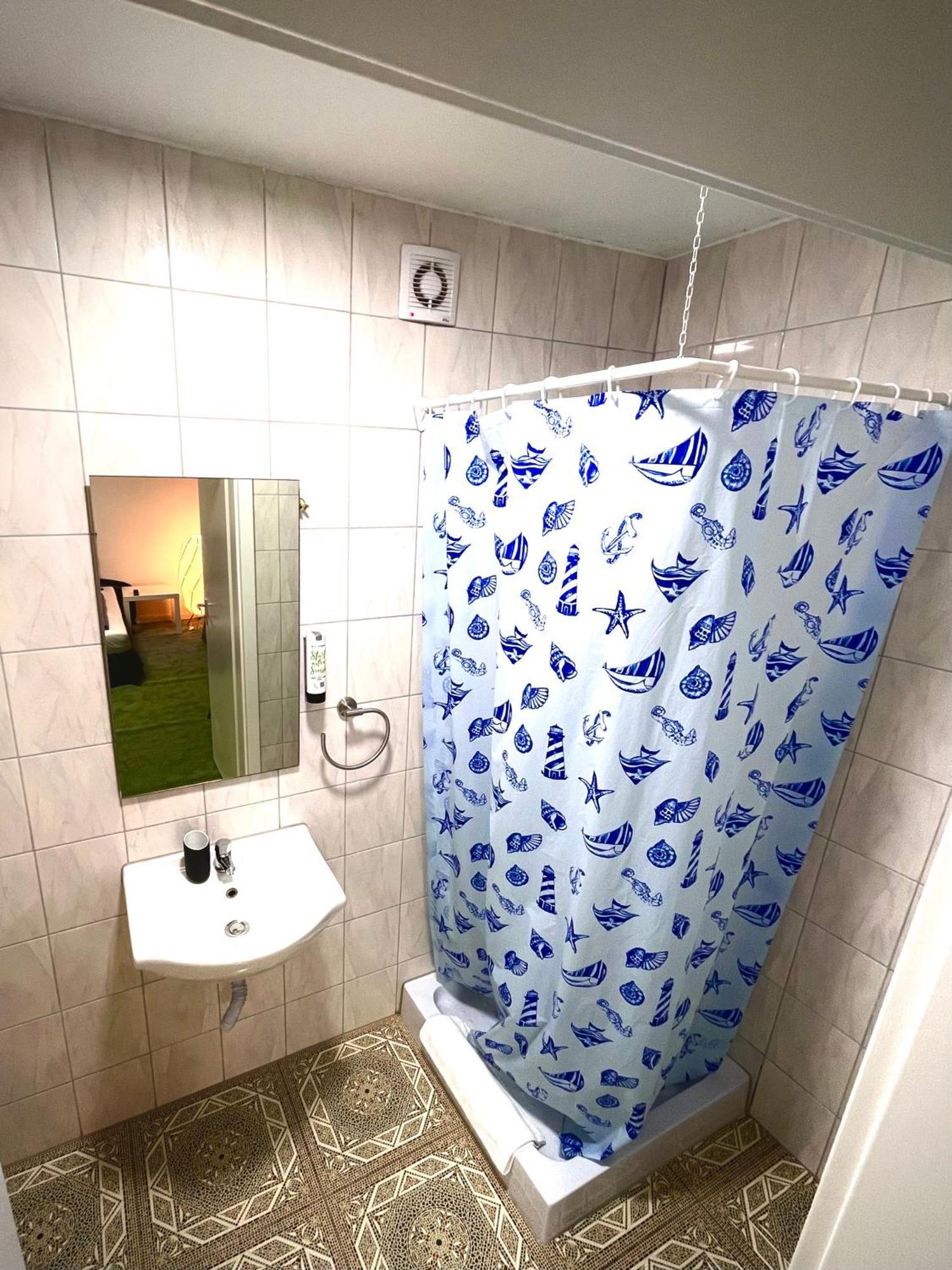 Hotel Hamburg Inn Экстерьер фото