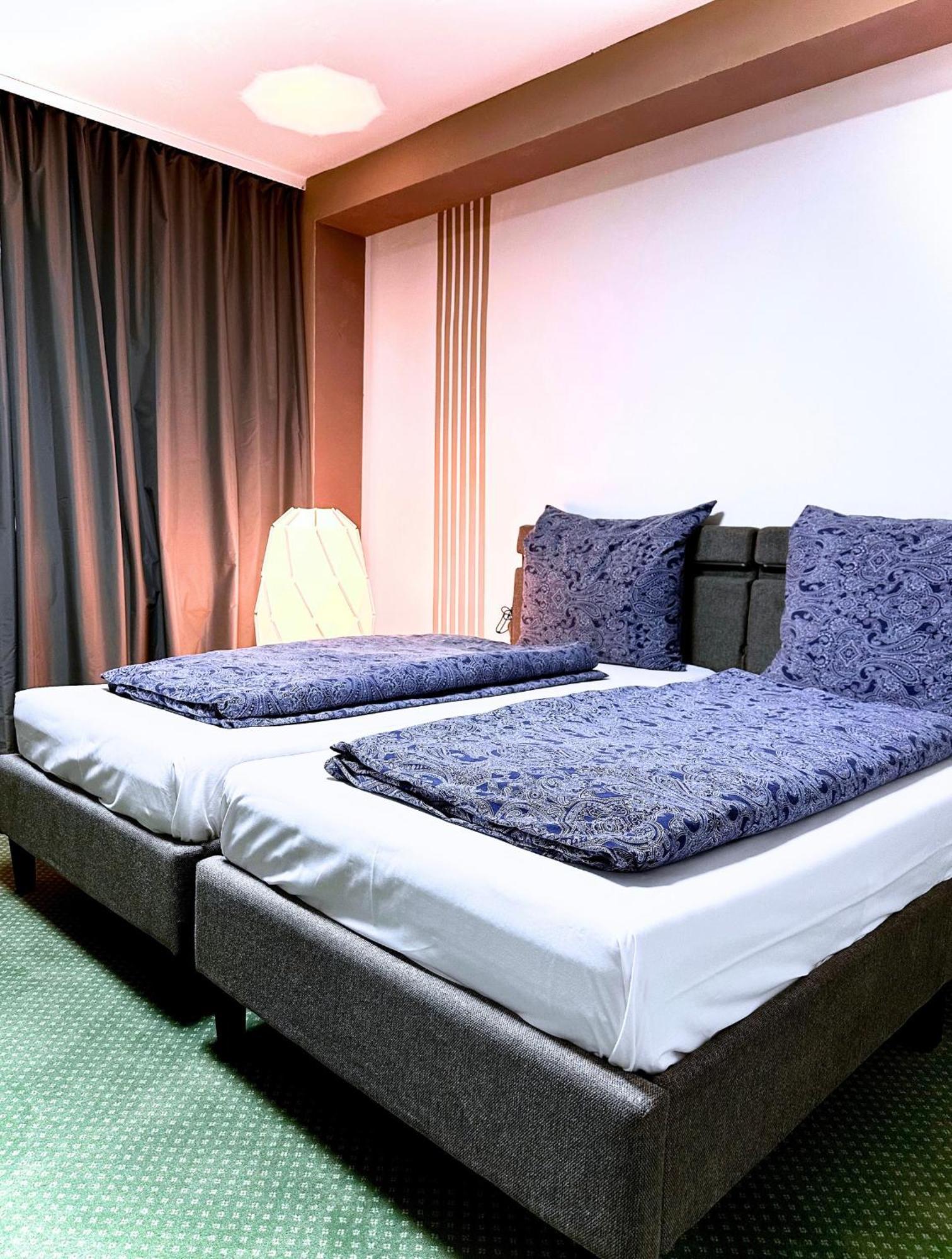 Hotel Hamburg Inn Экстерьер фото
