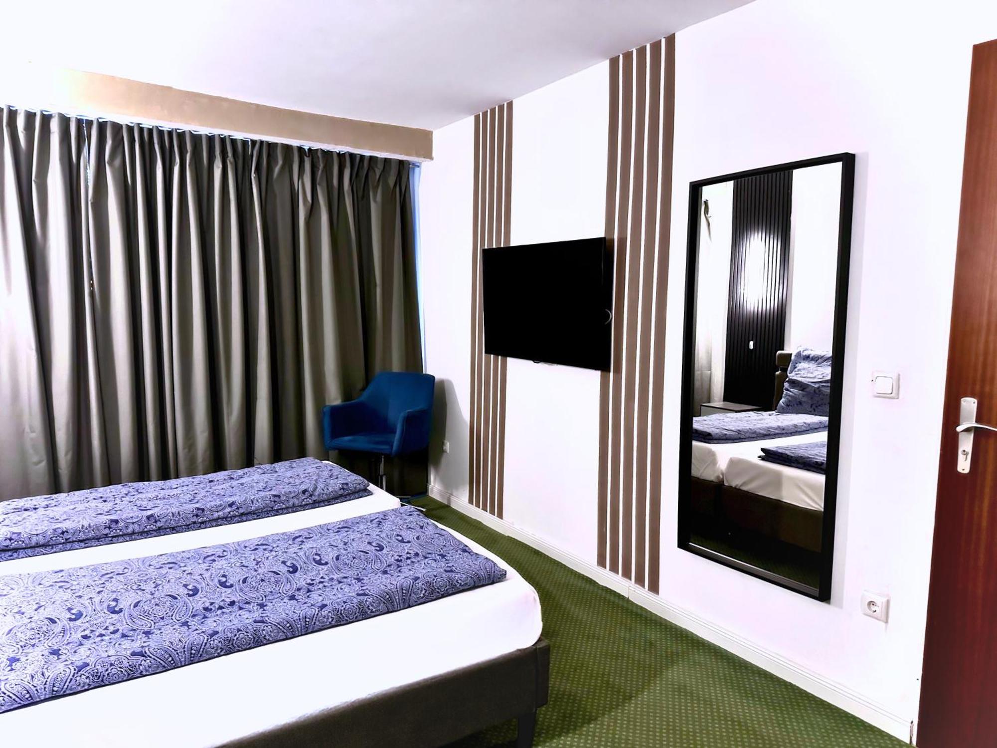 Hotel Hamburg Inn Экстерьер фото