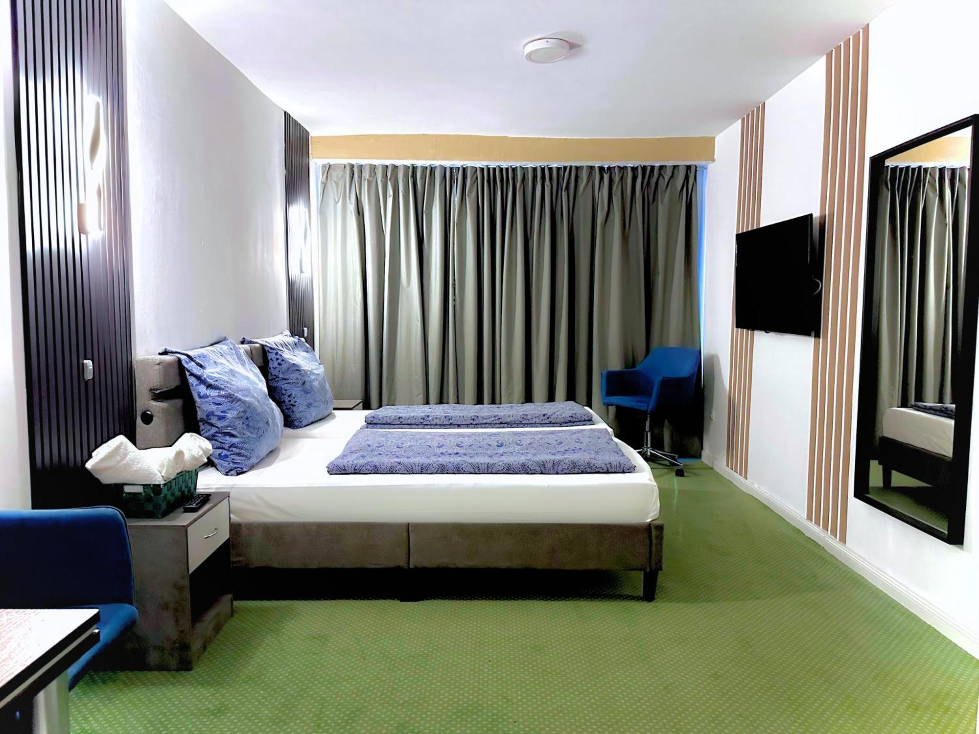 Hotel Hamburg Inn Экстерьер фото